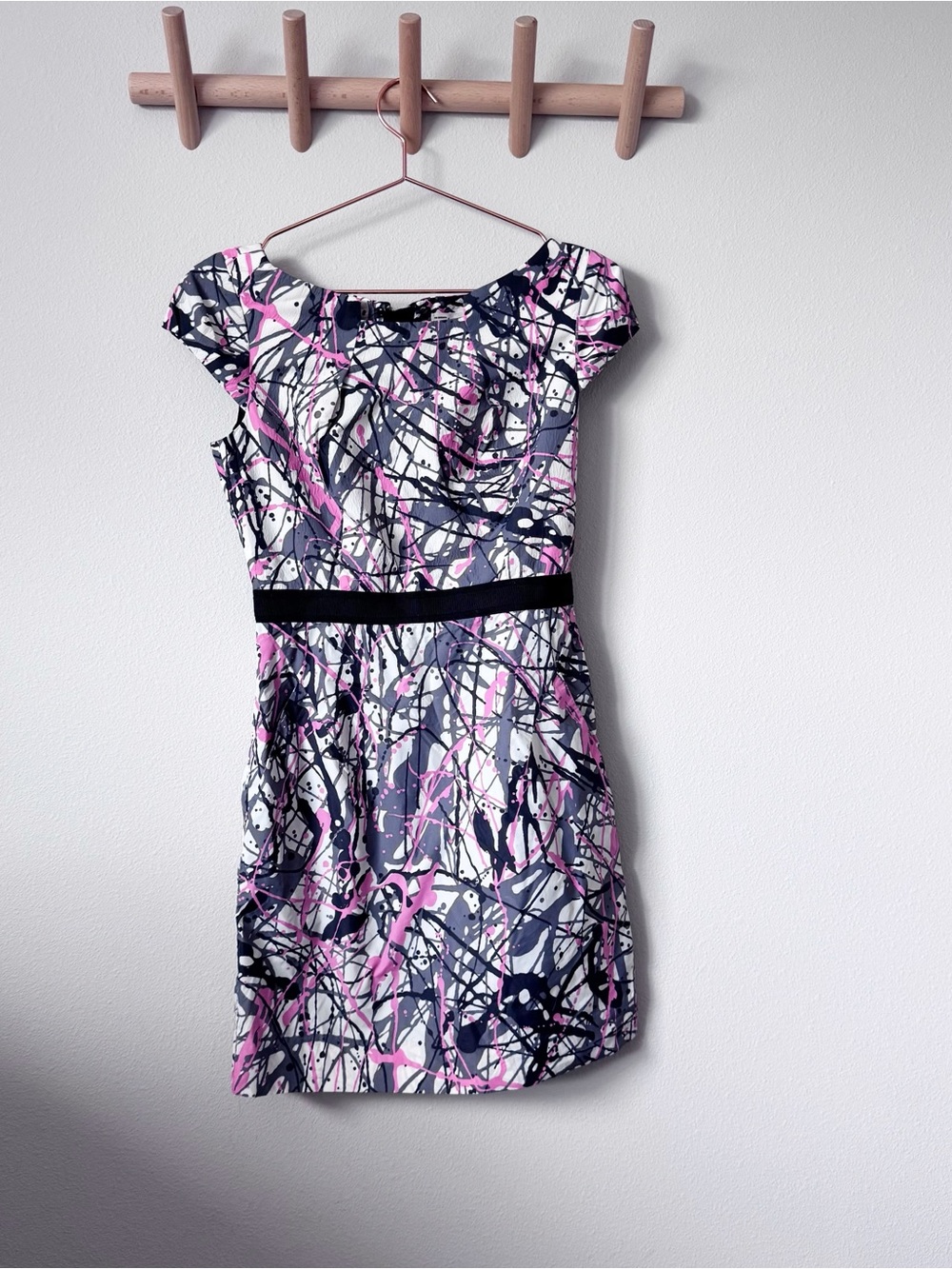 Milly Abstract Splash Cap-Sleeve Dress in Pink, Gray & Black